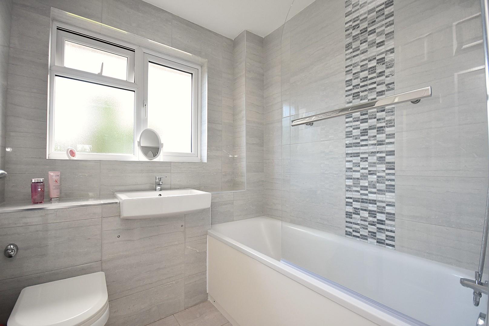 70 Conybeare Road, Sully, CF64 5US